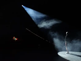 On stage, «Boîte noire», Stefan Kaegi, Théâtre Vidy-Lausanne